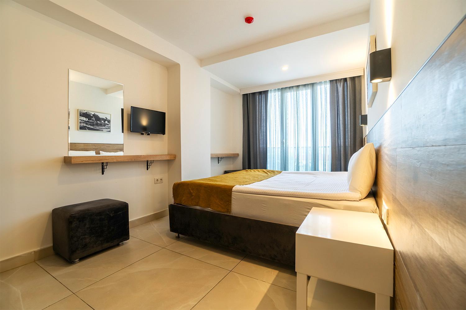 Tut Hotel Antalya Ngoại thất bức ảnh